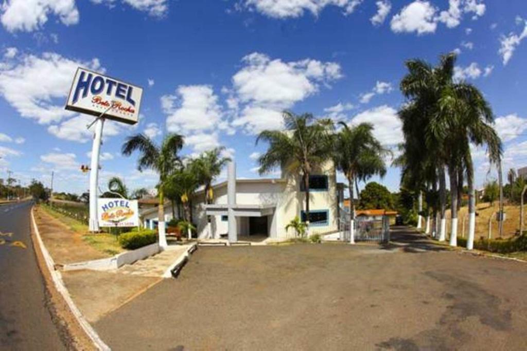 Hotel Beto Rocha Santa Fe do Sul Bagian luar foto